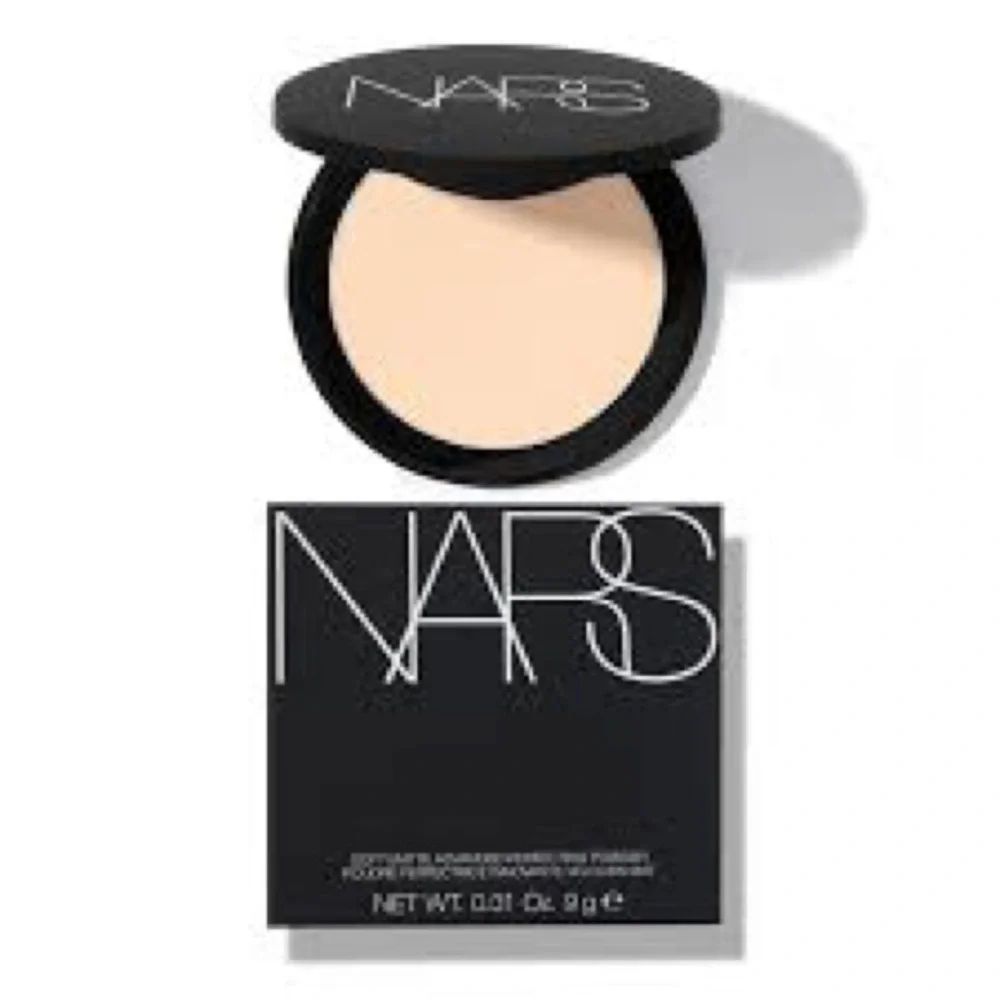 NARS SOFT MATTE ADVANCED PERFECTING POWDER “Cliff”